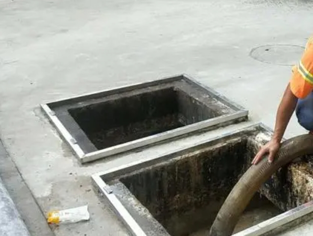 郧阳化粪池清理